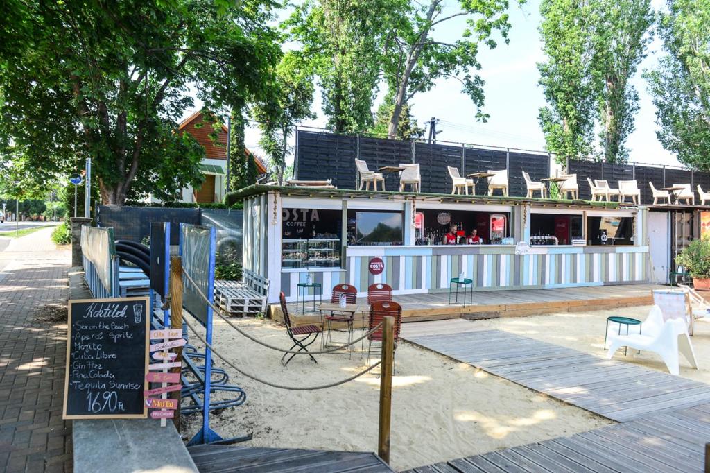 Budynek, w którym mieści się hotel