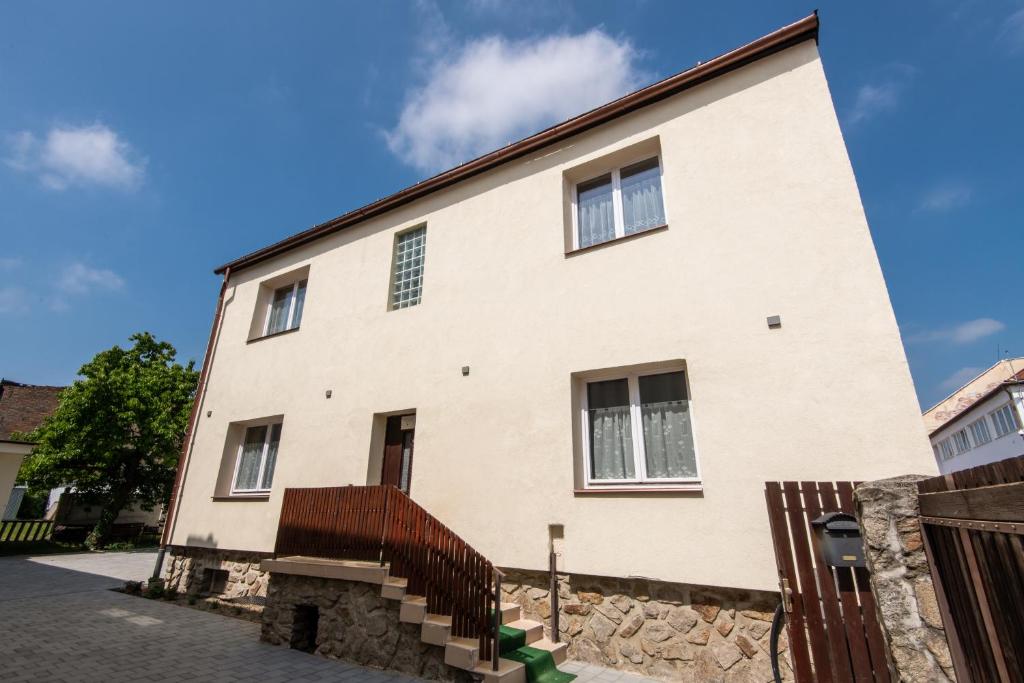 Hello Apartmanház 9400 Sopron, Halász utca 22 kép - 1
