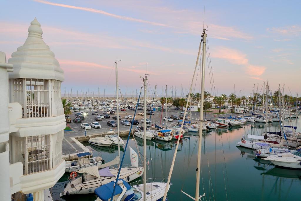 weforyou Ola Puerto Marina Apartment, Benalmádena – Updated ...