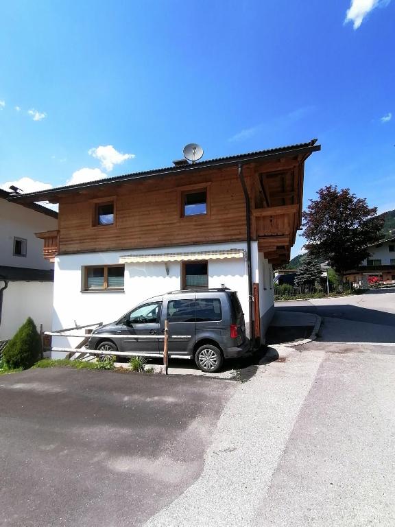 Budova, v ktorej sa apartmán nachádza