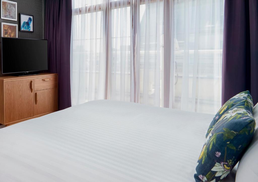 NYX Hotel London Holborn by Leonardo Hotels - Superior Double Room