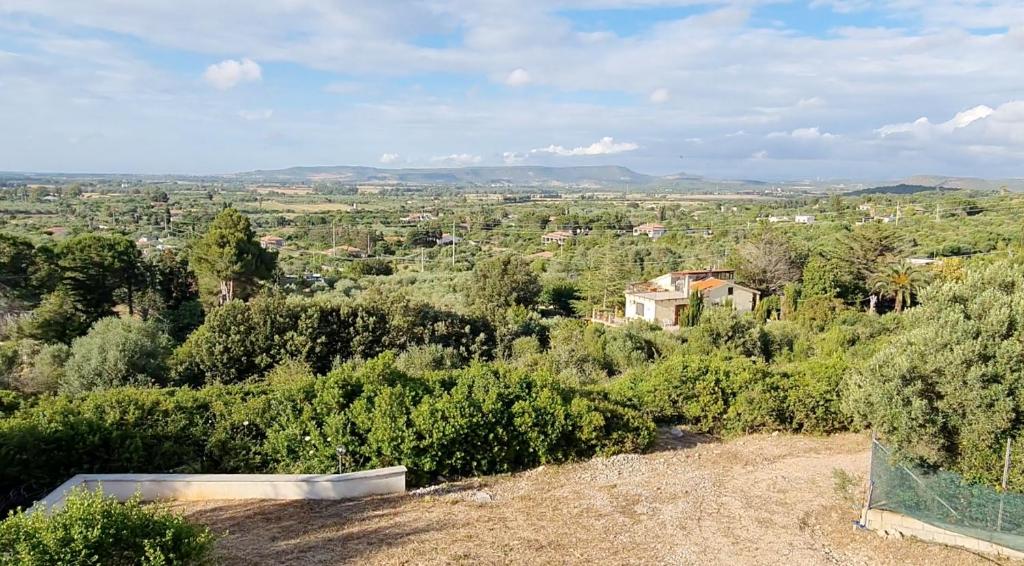 Alghero - House with Panoramic View immersed in full nature - Casa De Tres Dormitorios