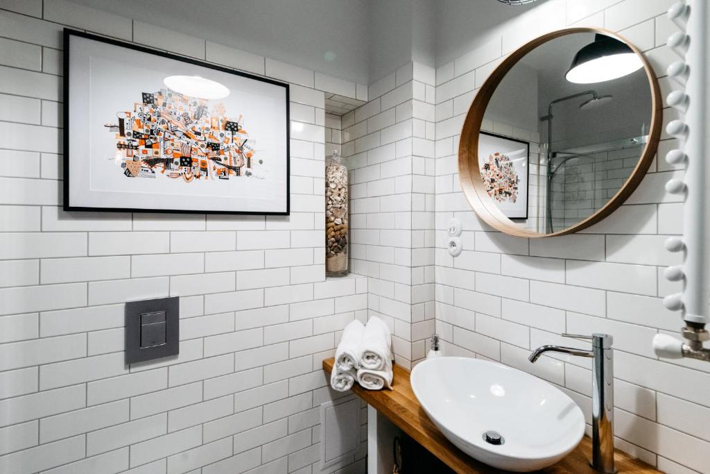 Fotografia z galérie ubytovania Szara Strefa - Loft Bieszczady Apartament v destinácii Ustrzyki Dolne