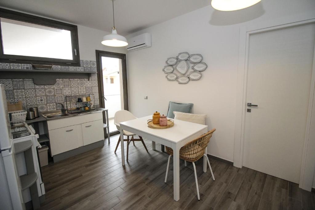 Casa Kant a Sant'Antioco - Eleganti Appartamenti Familiari