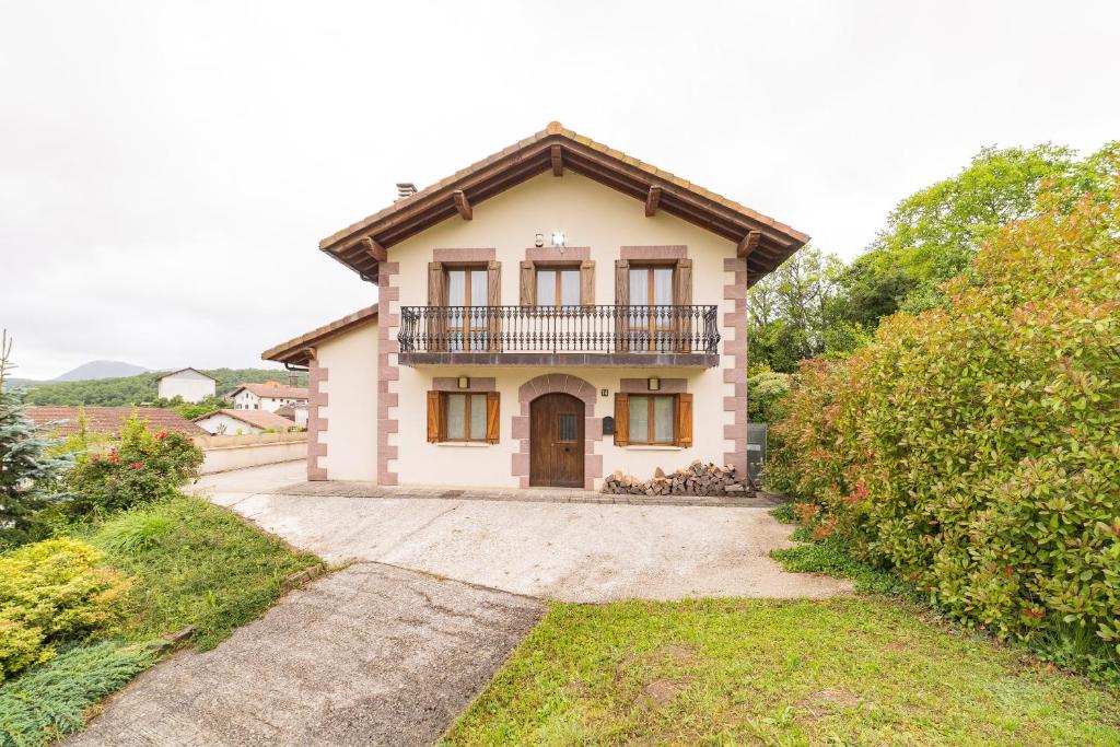 Imagen de la galería de Casa rural Gibelea, en Viscarret-Guerendiáin