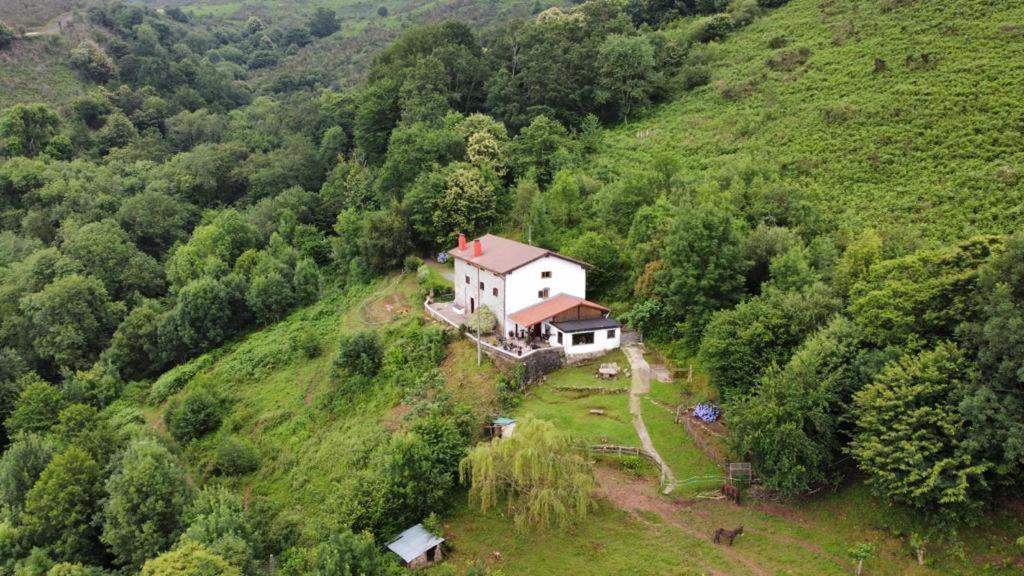 reservar hotel en Zugarramurdi