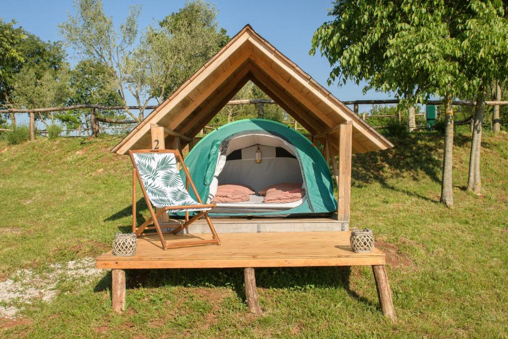 Zdjęcie z galerii obiektu Natura Camp Karli w mieście Kaštelir