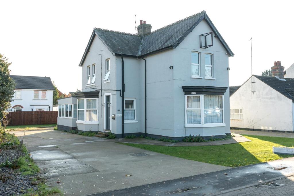 KVM - Sugar Way House for large groups by KVM Stays - 