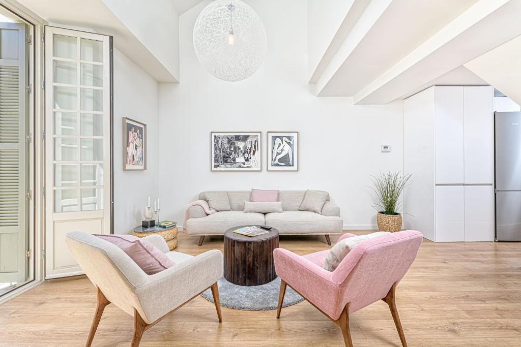 Część wypoczynkowa w obiekcie Teatro Apartment in Malaga by Solaga Holiday Homes