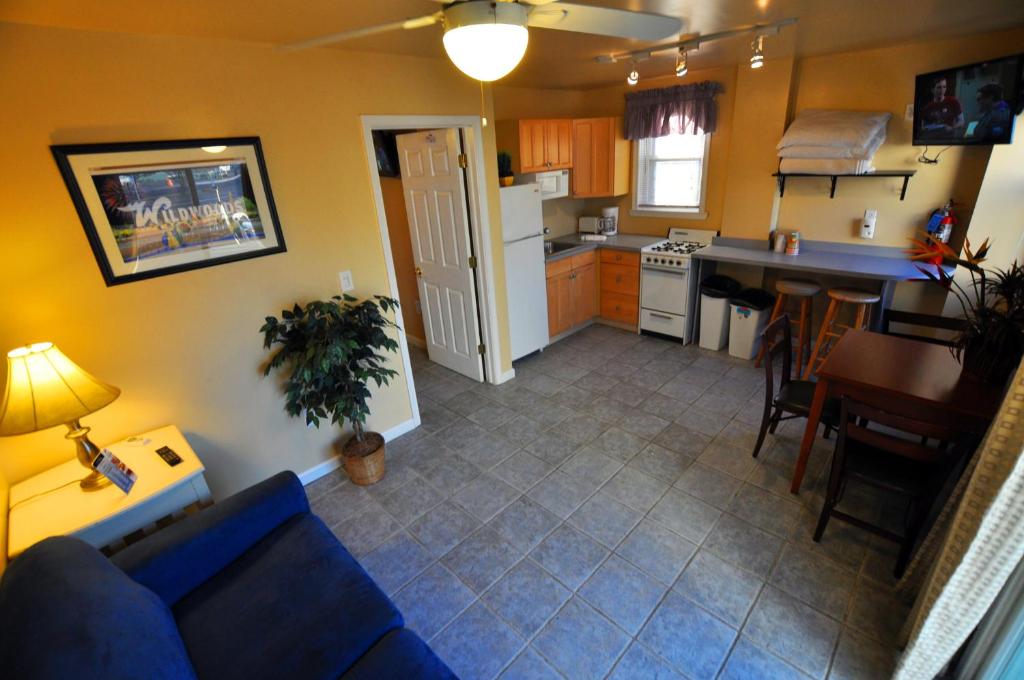 Stardust Motel - 