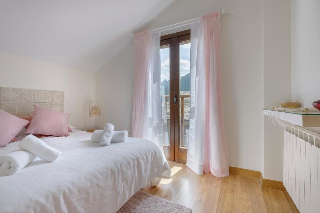 Atico Abi Villanua, Villanúa – Updated 2022 Prices