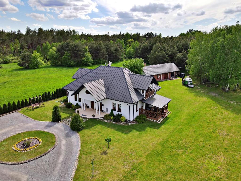 Brzozowy Dworek - Winnica Lipowiec - Five-Bedroom Villa
