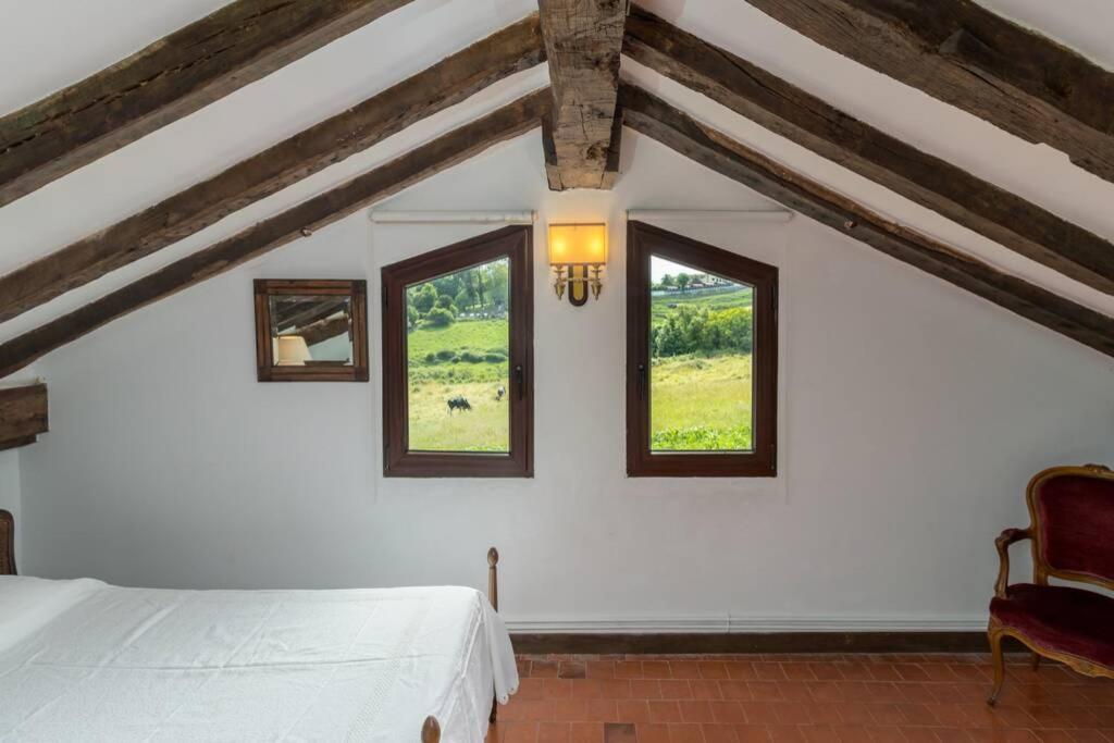 Postel nebo postele na pokoji v ubytování Cantabria Collection - Espectacular casona cerca de la Colegiata