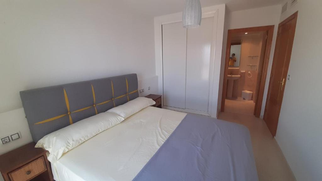 Benidorm San Remo Tower Apartment, Benidorm – Bijgewerkte ...