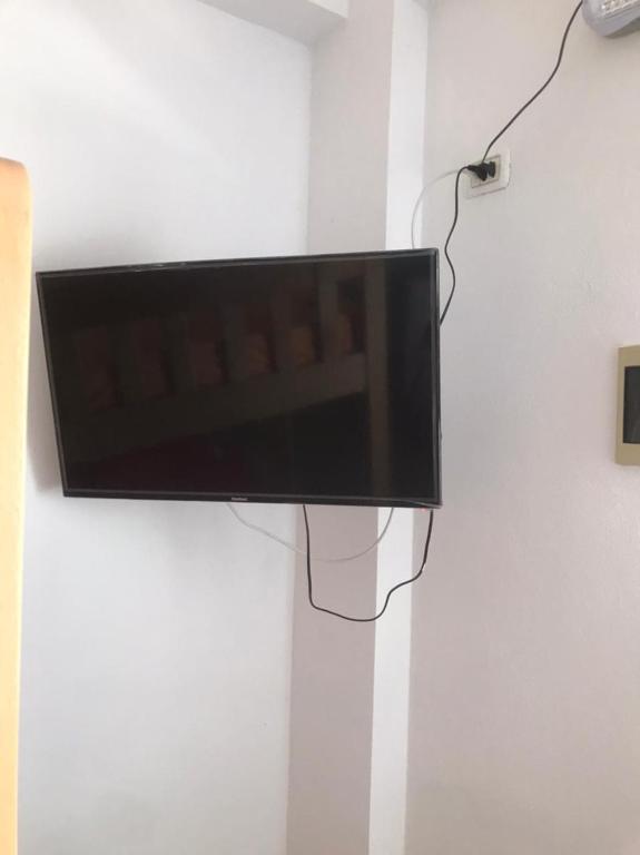 TV a/nebo společenská místnost v ubytování Villa Praljan