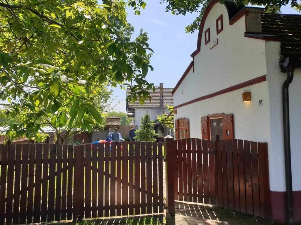 Zahrada ubytování Salaš Isailovi