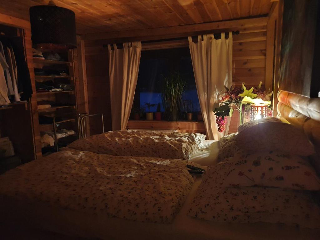 Postel nebo postele na pokoji v ubytování Chalet-Beskydy