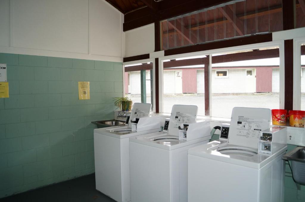 Alpine Adventure Holiday Park - Resim 3