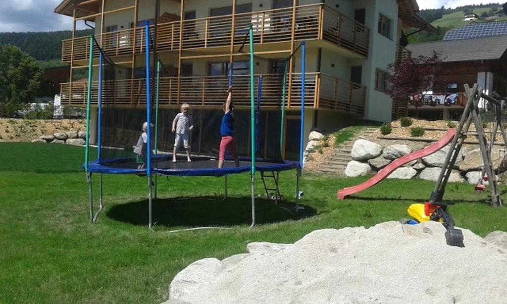 Herní místnost nebo prostor pro děti v ubytování Leierhof Karlotta