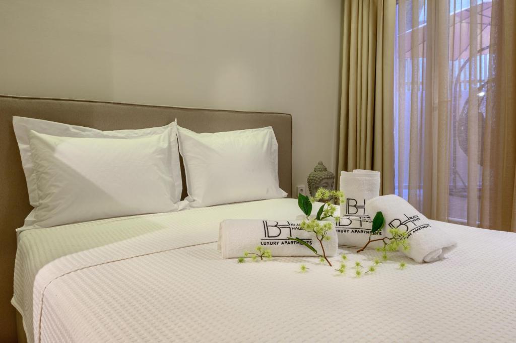 BLACKHAUS Apartments - 15