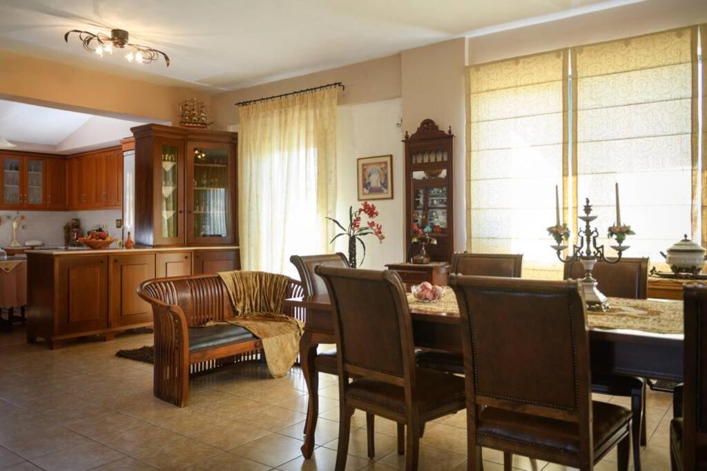 Kuchyň nebo kuchyňský kout v ubytování Kithia Vintage House