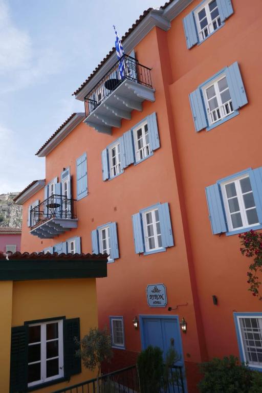 Budova, kde se hotel nachází