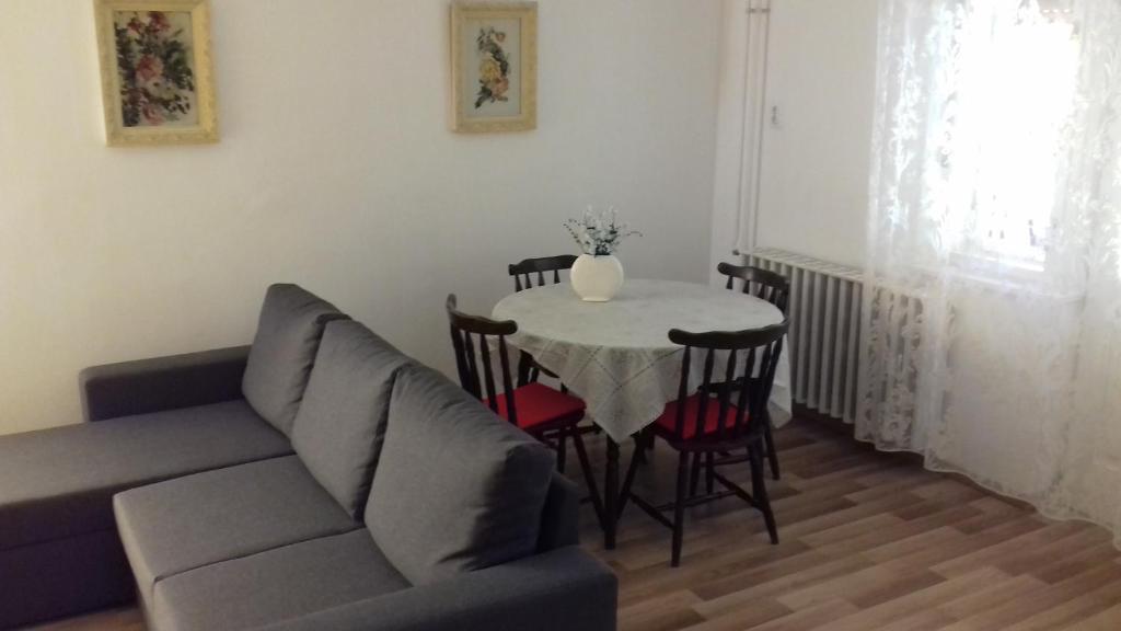 Posezení v ubytování Tiszafa Apartman