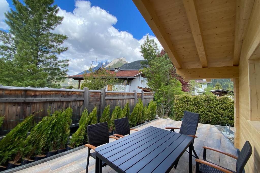 Balkón alebo terasa v ubytovaní Karwendel Chalet