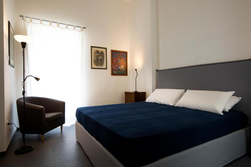 BRIC à BRAC eclectic rooms - Double Room With Balcony