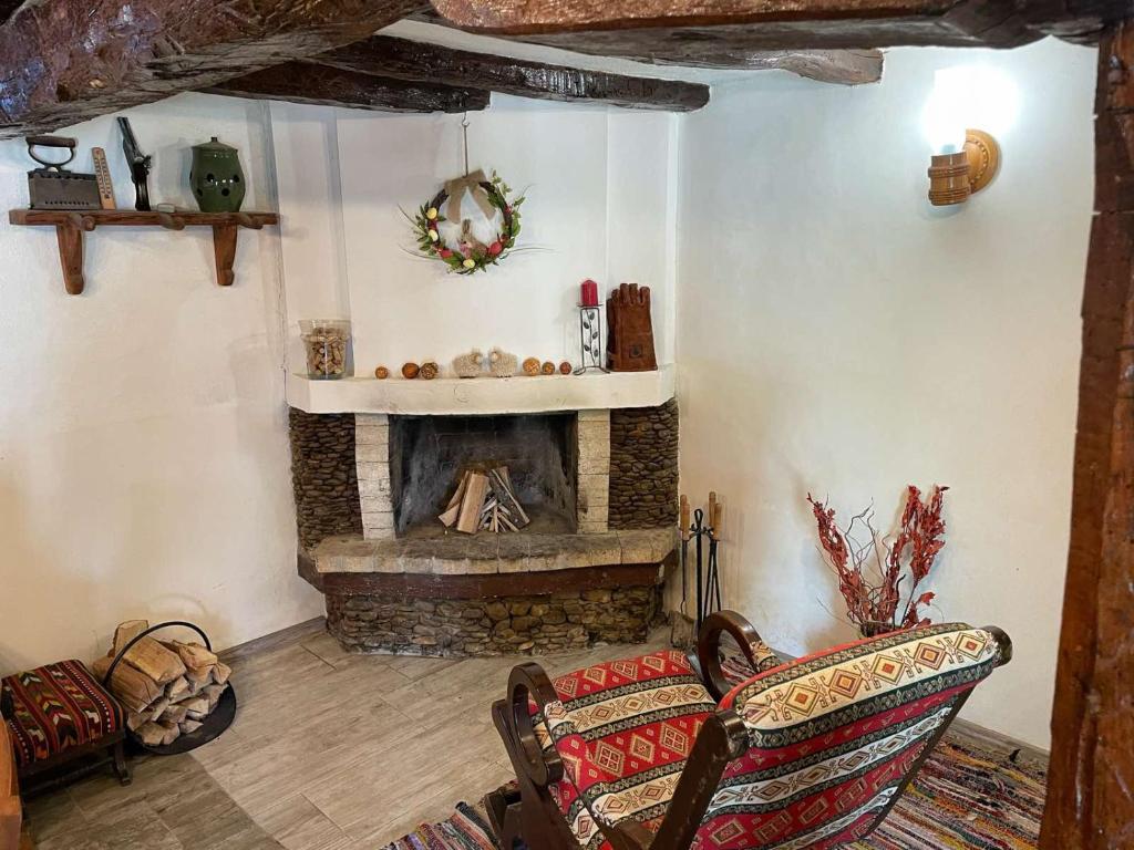 СЪНТОВЕЦ - къща за гости - Three-Bedroom House