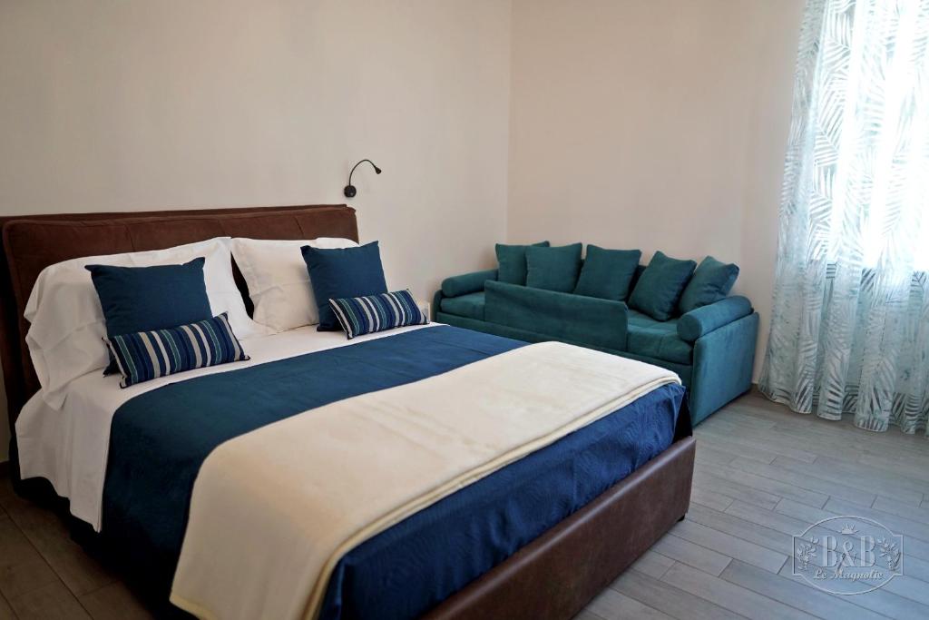 B&B LE MAGNOLIE - Double Room With Private Bathroom