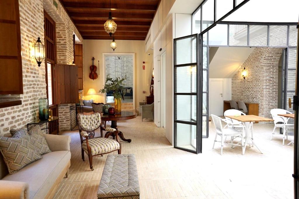 Posezení v ubytování Hotel Amadeus Sevilla