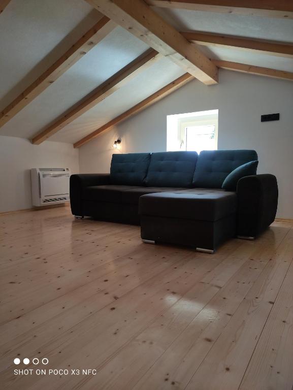 Posezení v ubytování Garden apartment Dena