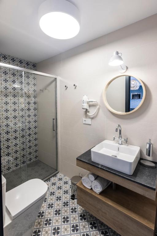 Apartamentos modernos con vistas en Plaza Mayor - El Patio - 2