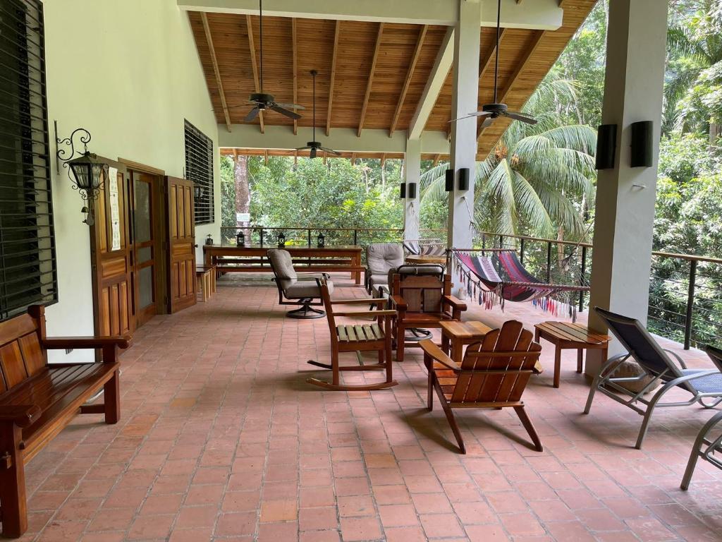 Foto sihtkohas La Ceiba asuva majutusasutuse Hotel Rio galeriist