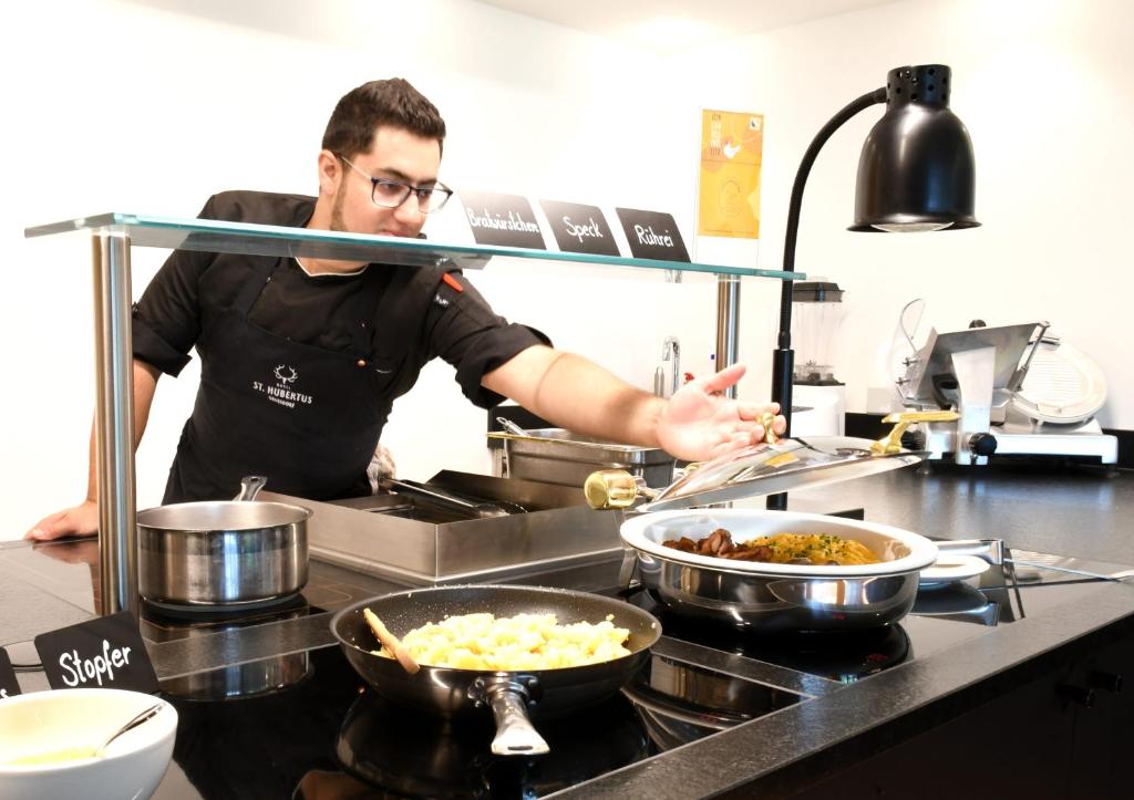 Jídlo v hotelu nebo okolí