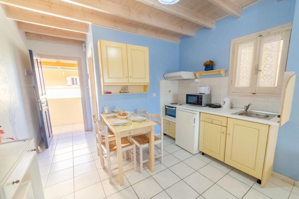 Kuchyň nebo kuchyňský kout v ubytování Angelina Apartments