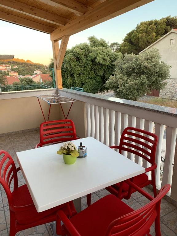 Balkón nebo terasa v ubytování Apartments Mais Tisno