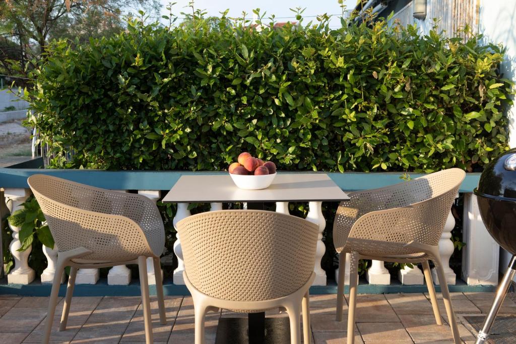 Vonkajšia záhrada v ubytovaní Apartman Mali raj