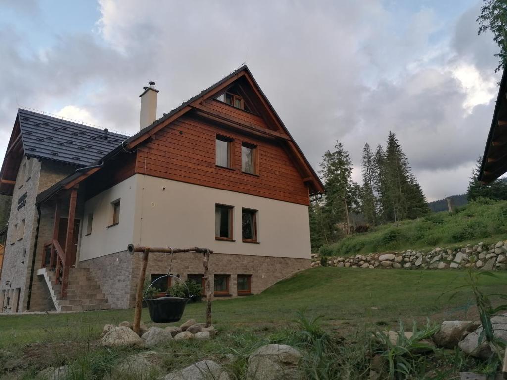 Budova, kde se apartmán nachází