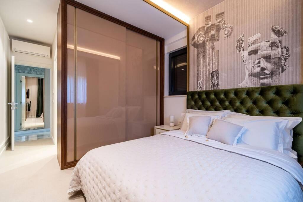 Posteľ alebo postele v izbe v ubytovaní New&Stunning Luxury 5* Residence Miss Perfect