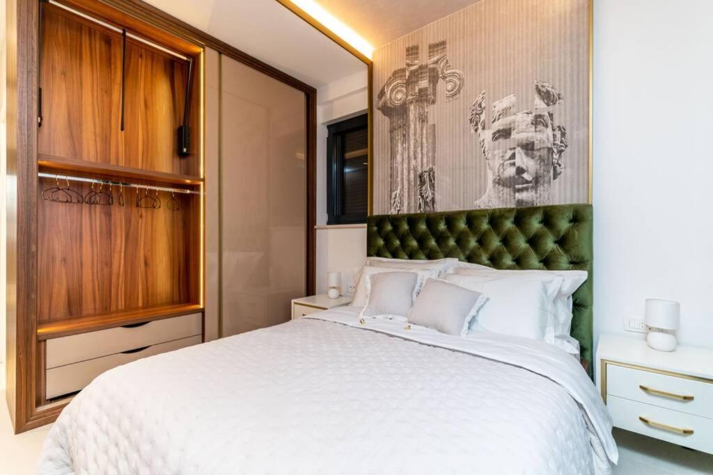 Posteľ alebo postele v izbe v ubytovaní New&Stunning Luxury 5* Residence Miss Perfect