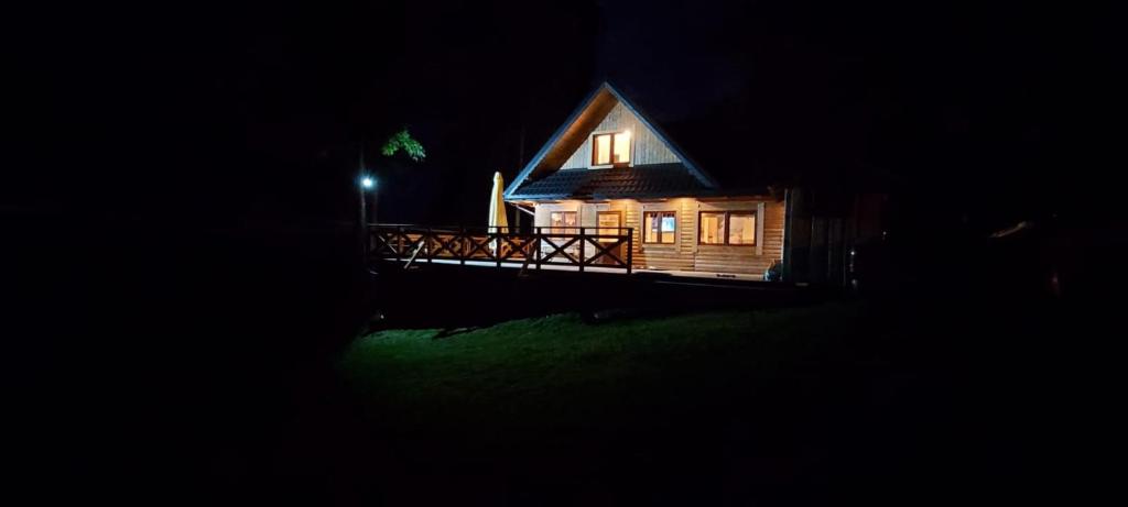 Fotografia z galérie ubytovania Szałas na krawędzi v destinácii Bukowina Tatrzańska