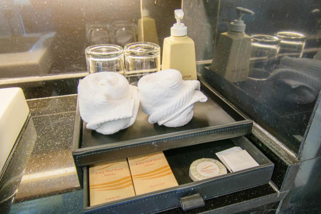 
Suite with Pool View
