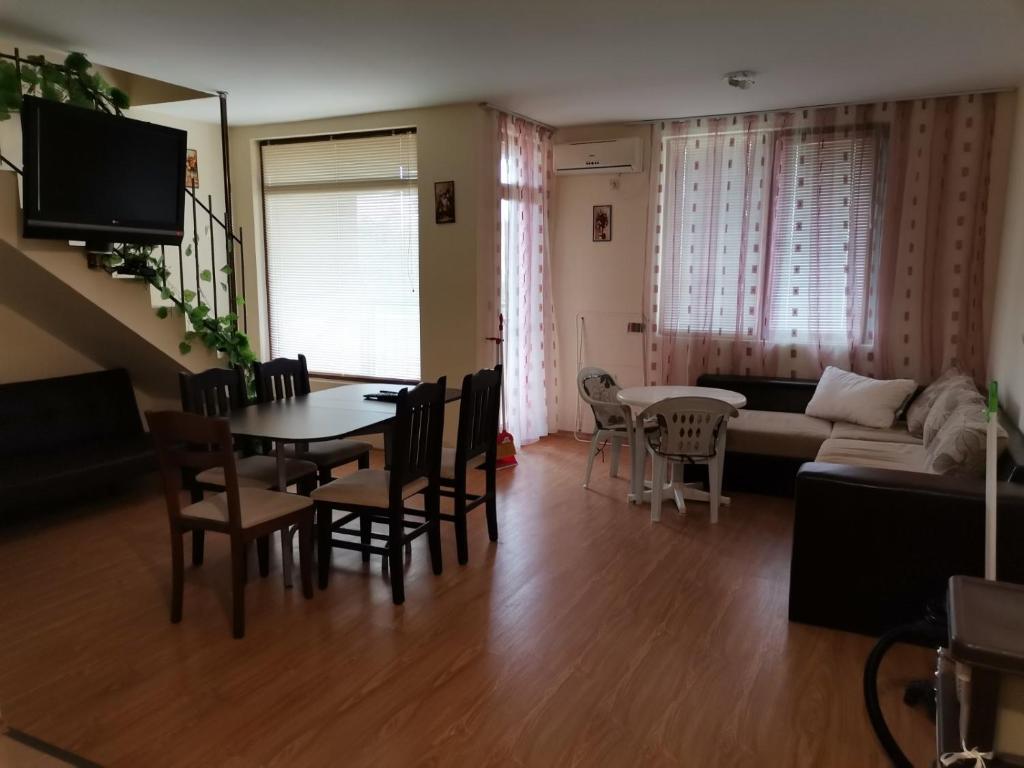 Posezení v ubytování Renta BG Apartments in Tsarevo
