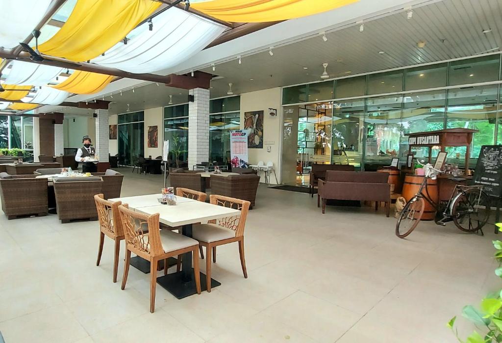 Woodland Park Residence-relaxed And Friendly Jakarta Updated 2021 Prices