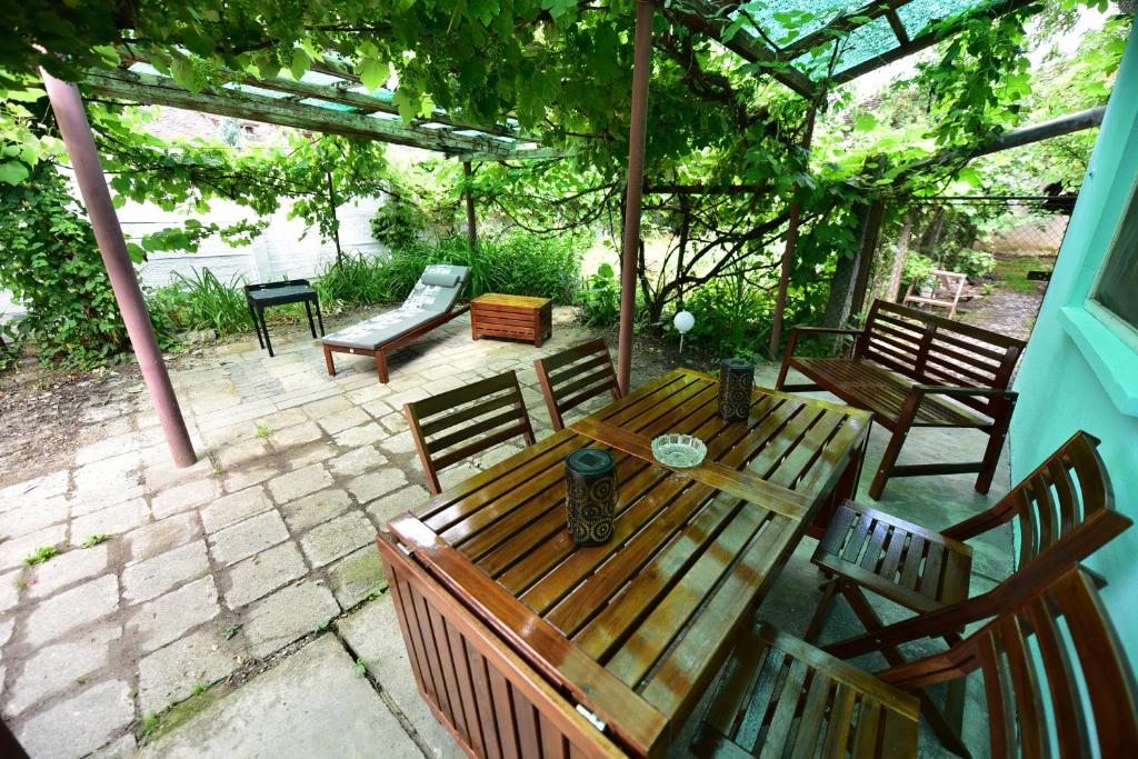 FLH - House Angelique - One-Bedroom House