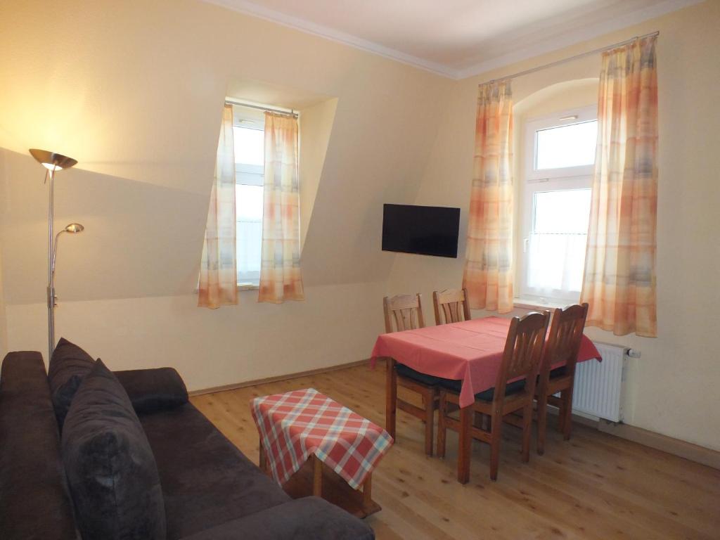 Pension am Elberadweg - Apartamento - 2 Niveles