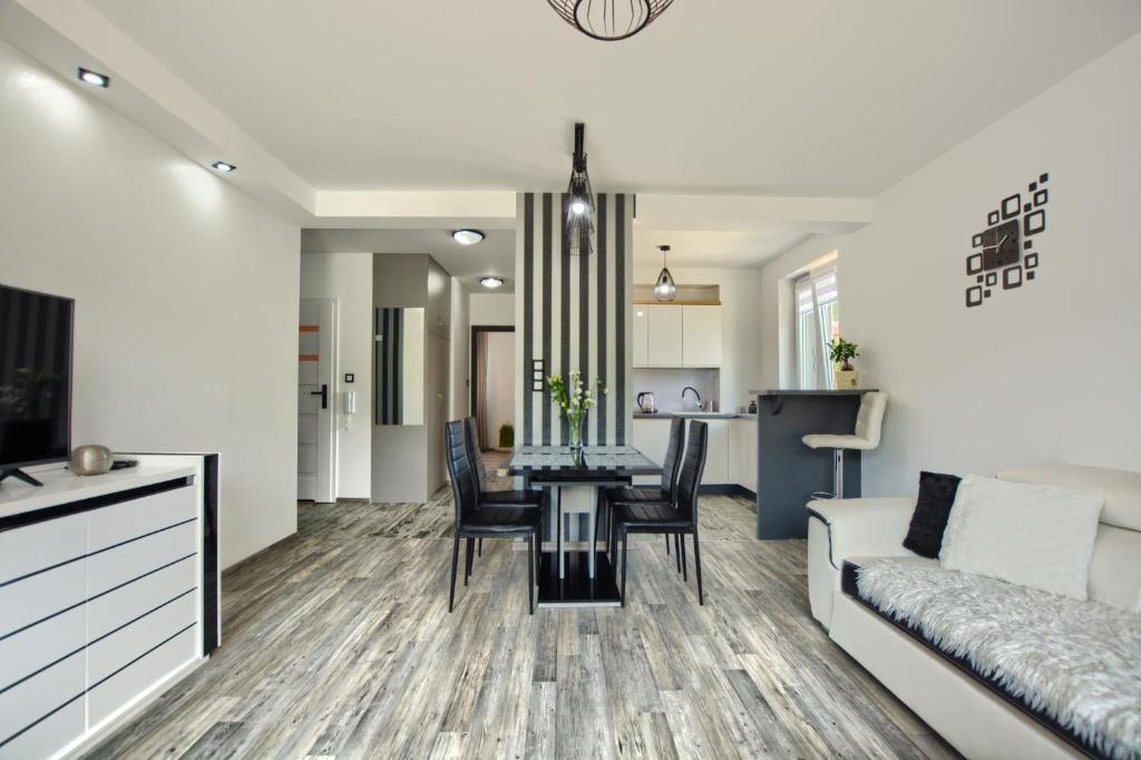 Apartament Glamour - Two-Bedroom Apartment