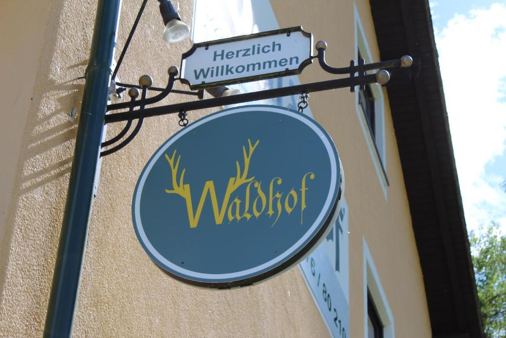 Certifikát, hodnocení, plakát nebo jiný dokument vystavený v ubytování Pension Waldhof am Stubenbergsee